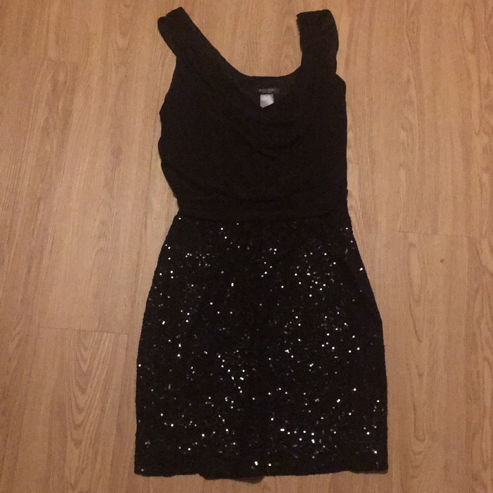 BISOU BISOU black mini with sequined bottom